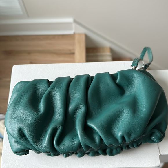 STAUD BEAN CONVERTIBLE BEAN BAG - Picture 5 of 8